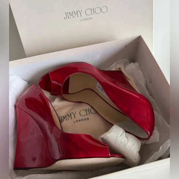 Jimmy Choo ❤️ Patent Leather Wedge Sandals